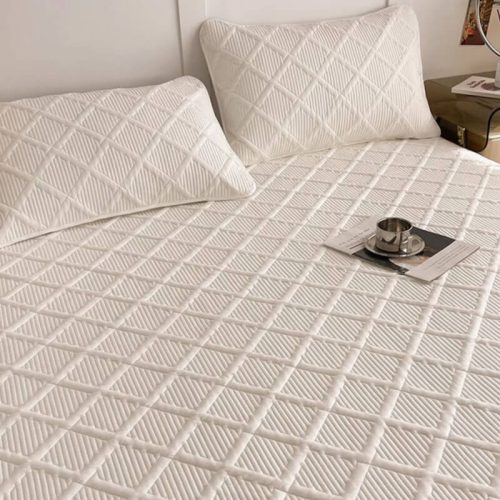 ClassicComfortSkin friendlyWaterproof Non slipMattressProtectiveBedSheetSet 1 3ea056f6 ba21 4875 8565 8a0aff272b35