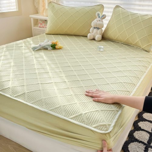 ClassicComfortSkin friendlyWaterproof Non slipMattressProtectiveBedSheetSet 4