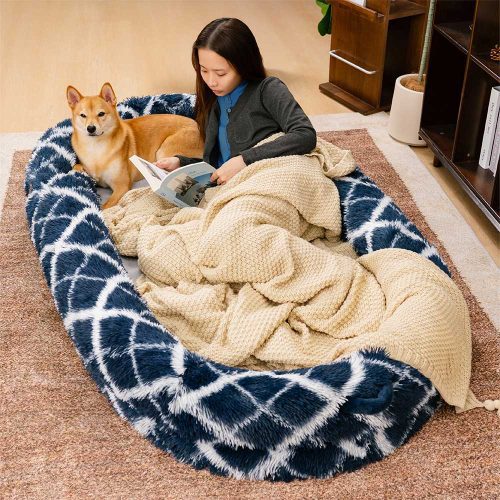 ClassicFluffySuperLargeDonutHumanDogBed CuddleCradle 15 9031fda0 c89c 46e6 bbc1 5a8bbf611c2c