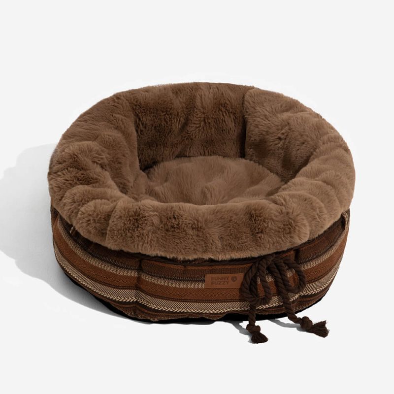 ClassicJacquardPlushDonutDogBed SnuggleDen 1 cda878ce fcb9 4f8e ad51 dcf2175f516b