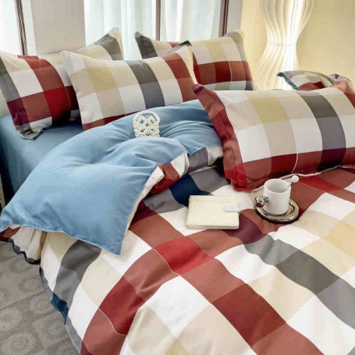 ClassicPlaidColorblockStylishBreathableBedSheetSet 1