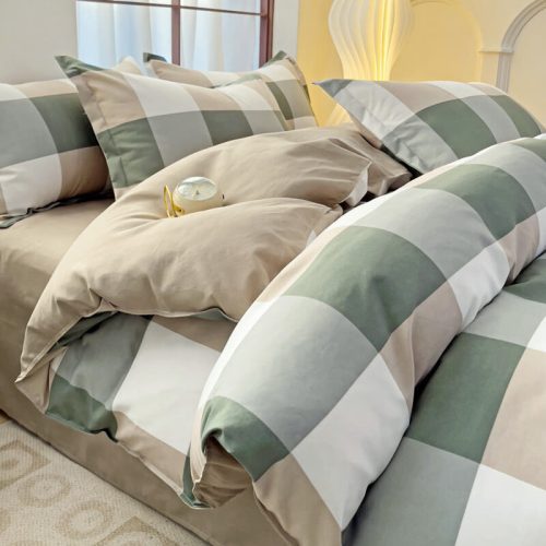 ClassicPlaidColorblockStylishBreathableBedSheetSet 4