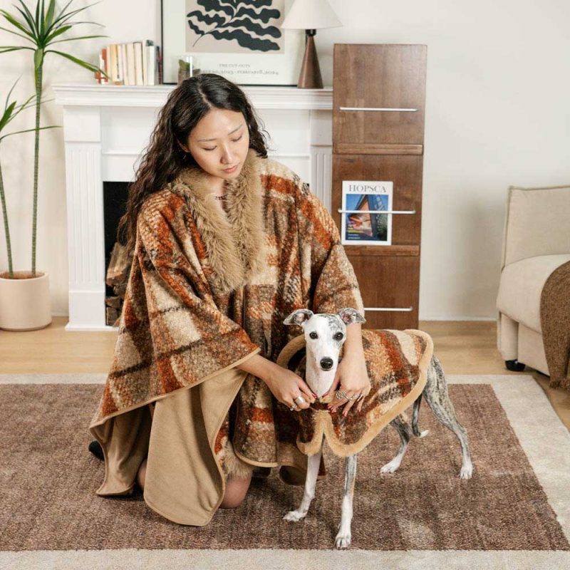 ClassicPlaidWarmthHuman DogPoncho FestiveCompanions 1 d58f25ca 9bc3 481c ad9f da21f9a3c2bb