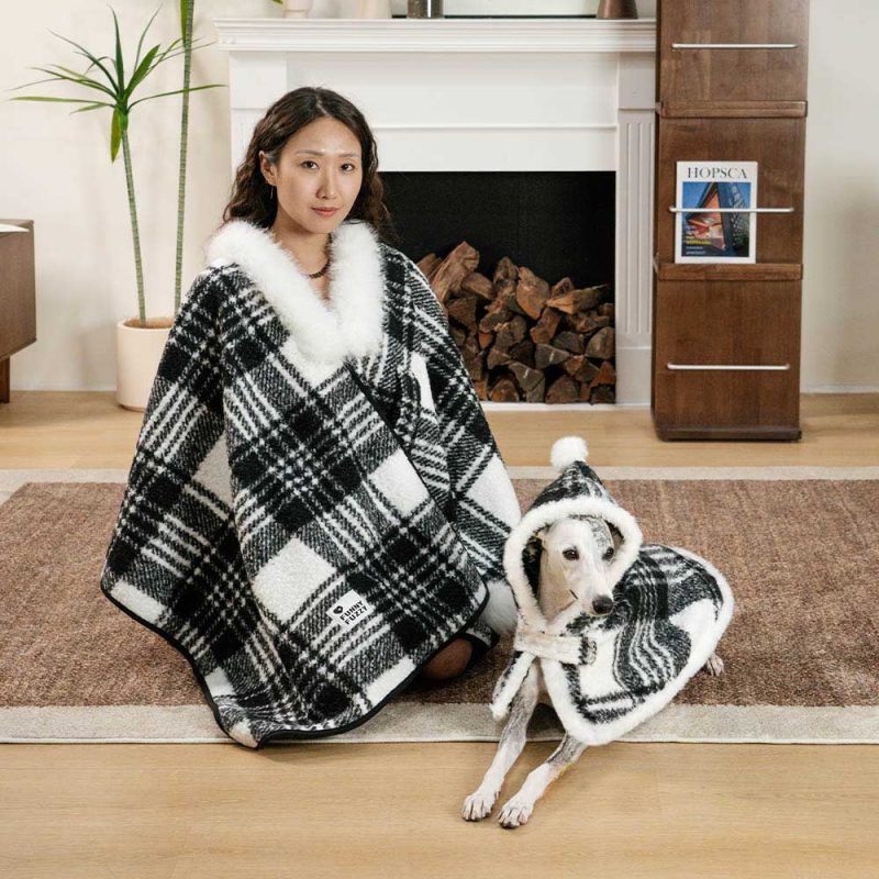 ClassicPlaidWarmthHuman DogPoncho FestiveCompanions 7 7b4328ee b343 4c26 97a9 959e9d6c6617