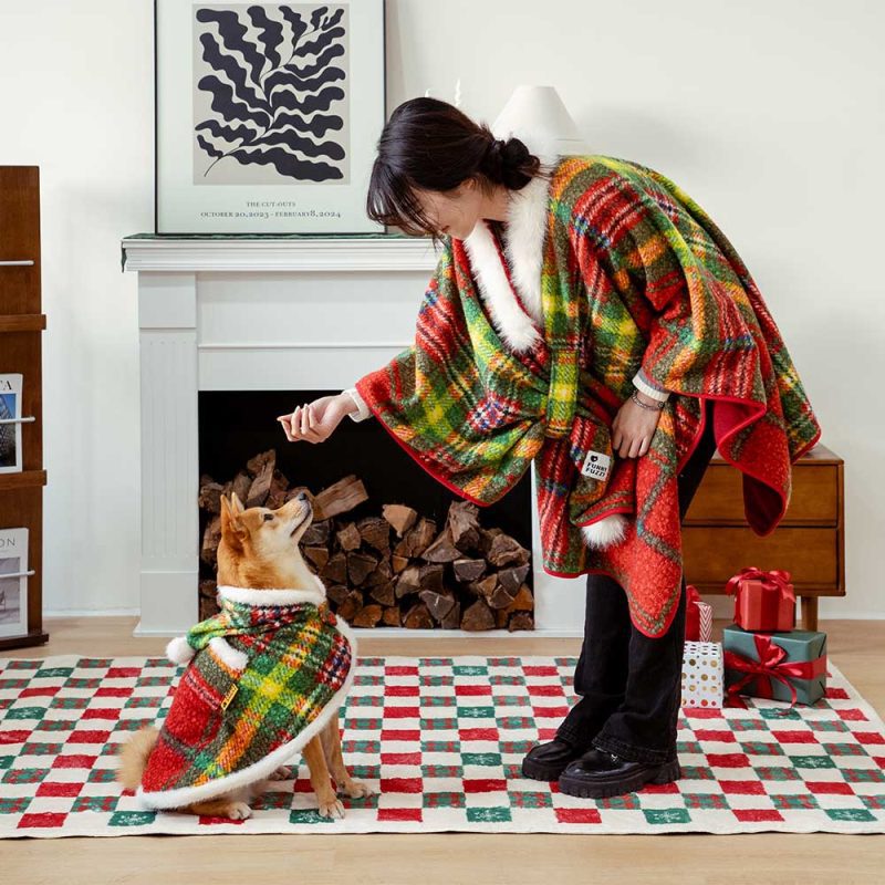 ClassicPlaidWarmthHuman DogPoncho FestiveCompanions 9 ef72d3a7 a28e 4fb5 bc6c 236ed070f1b5