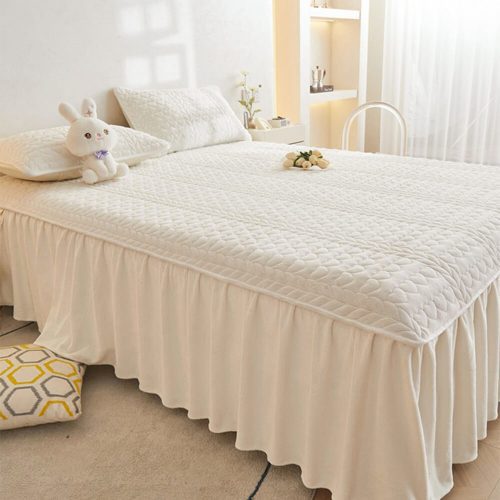 CreamyMilkVelvetQuiltedBedSheetSet 24