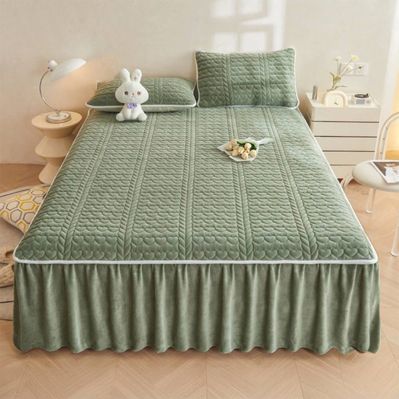 CreamyMilkVelvetQuiltedBedSheetSet 6