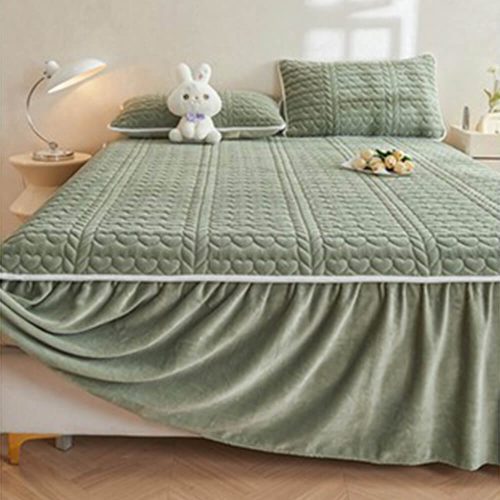 CreamyMilkVelvetQuiltedBedSheetSet 7