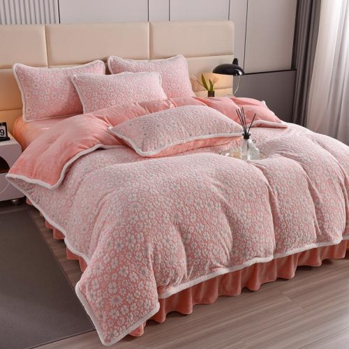 ElegantCarvedVelvetFloralBeddingSkin FriendlyBedSheetSet 11