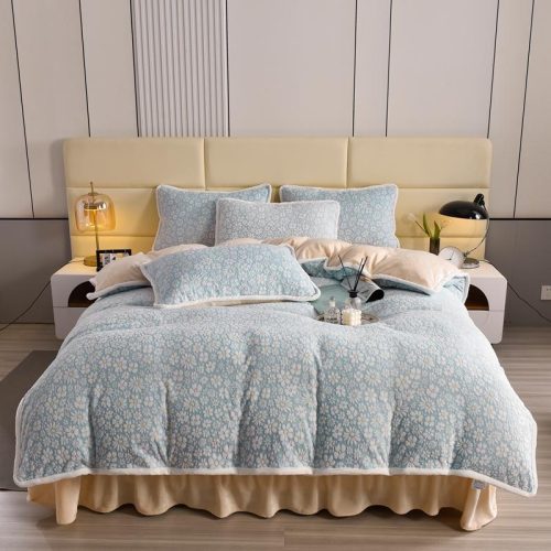 ElegantCarvedVelvetFloralBeddingSkin FriendlyBedSheetSet 16