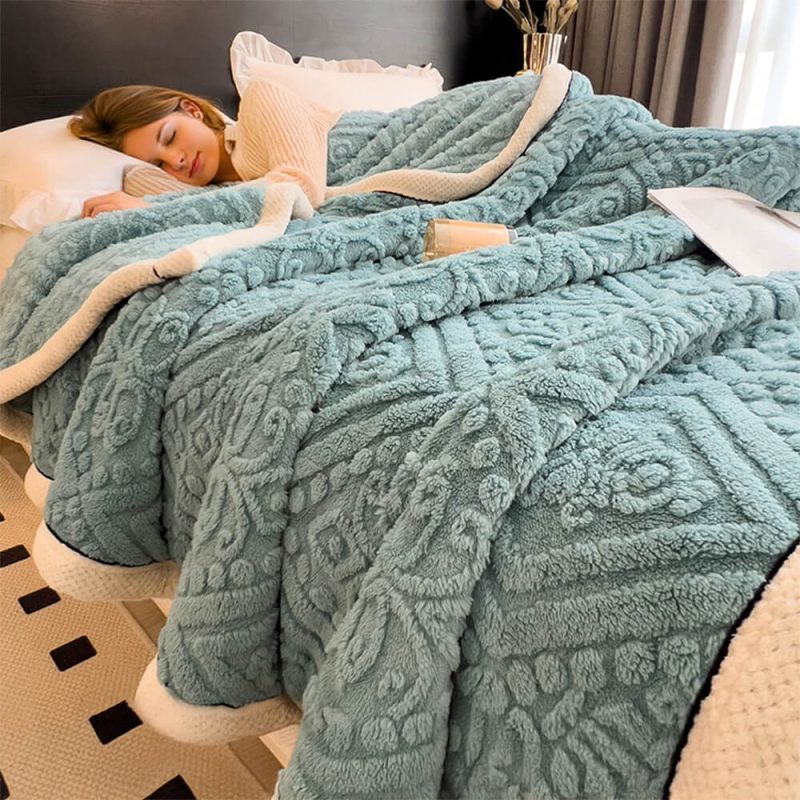 FUNNYFUZZYBaroqueStyleEmbossedMilkVelvetSoftFleeceBlanket 11