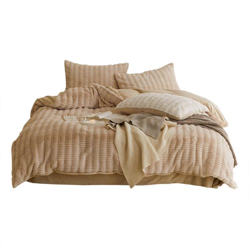 FUNNYFUZZYCreamyStripedFauxRabbitFurWarmBedSheetSet 8