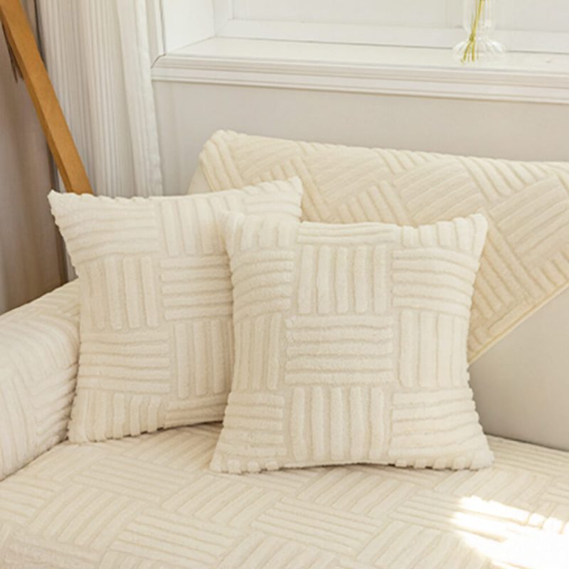 FUNNYFUZZYStripedTexturedPlushNon slipCouchCover 16