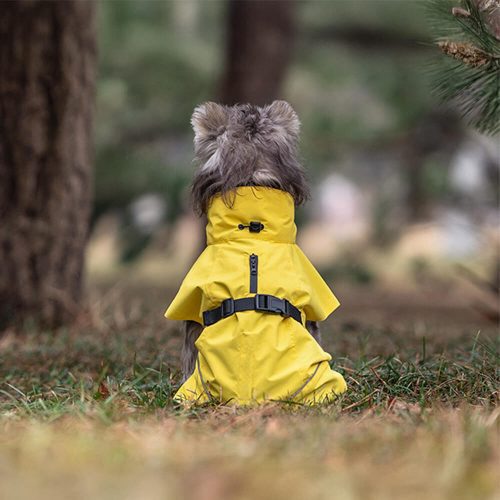 FUNNYFUZZYTurtleneck Waterproof Lightweight Reflective Adjustable Dog Poncho Raincoat 02