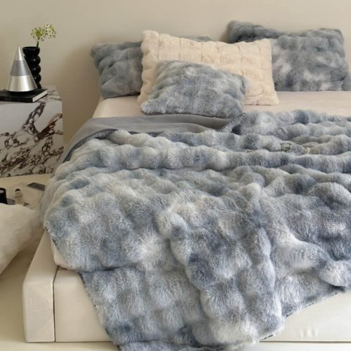 FauxFurLuxuryThickPlushPetThrowBlanketHumanBlanket 1