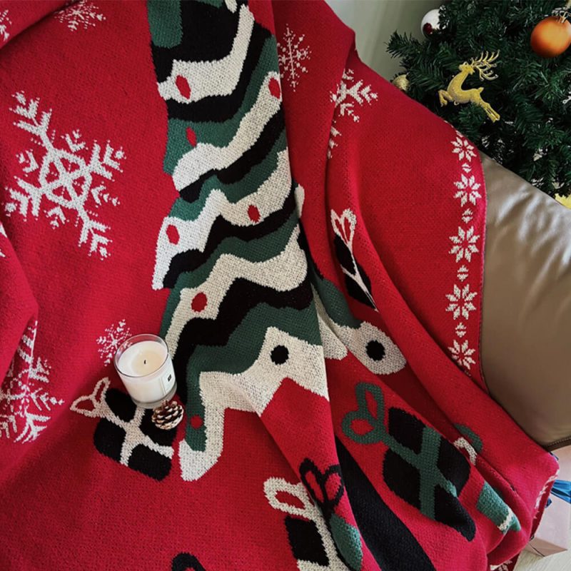 FunnyFuzzyChristmasTreePatternCozyKnittedHolidayDecorThrowBlanket 4