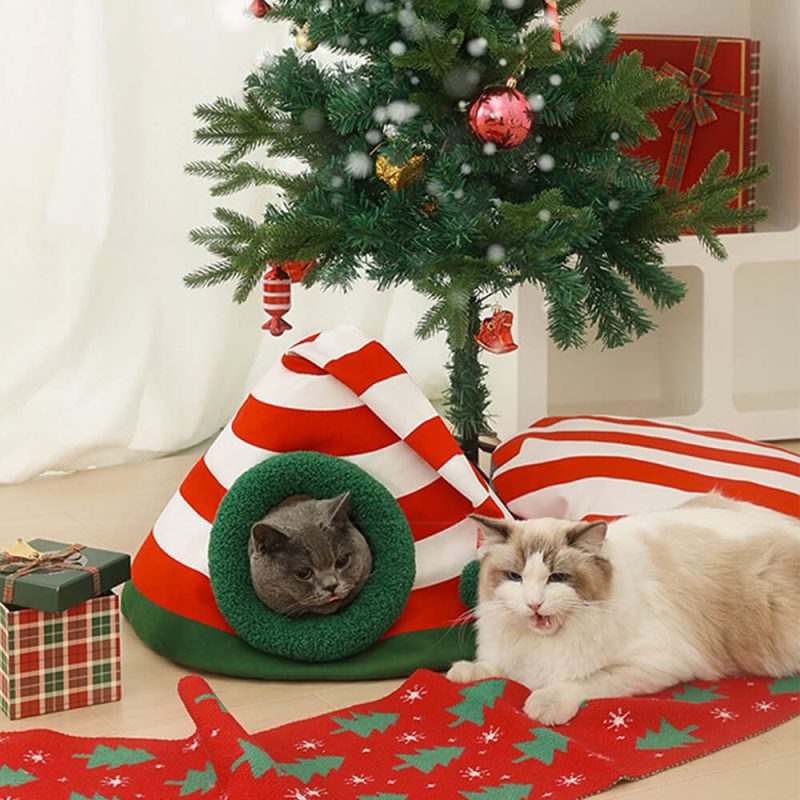 FunnyFuzzyClassicChristmasHatWarmWashableSemi EnclosedCatCaveBed 8