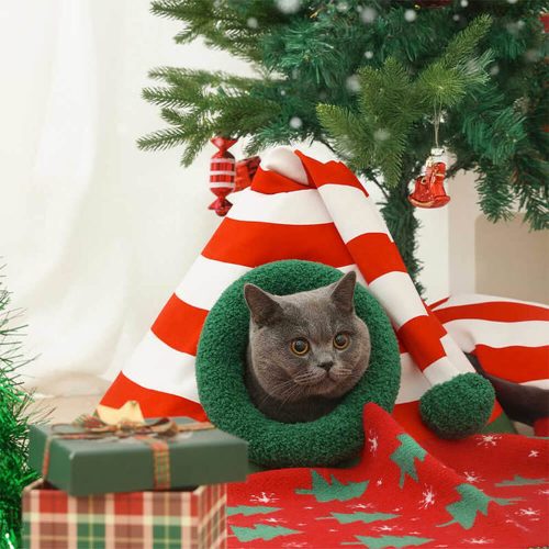 FunnyFuzzyClassicChristmasHatWarmWashableSemi EnclosedCatCaveBed 9