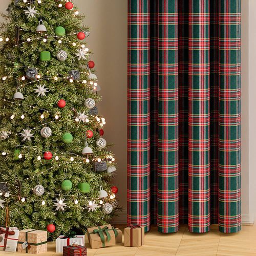 FunnyFuzzyClassicPlaidChristmasDecorativeSemi BlackoutCurtains 6