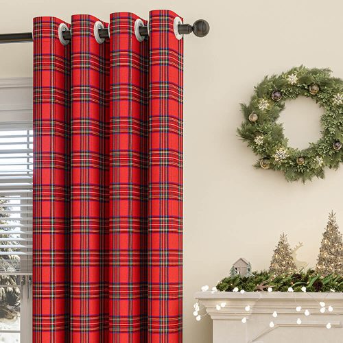 FunnyFuzzyClassicPlaidChristmasDecorativeSemi BlackoutCurtains 9