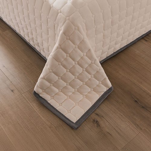 FunnyFuzzyClassicPlushSoftProtectorBlanketFlatSheet 7