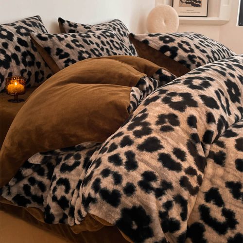 FunnyFuzzyDeluxeFloralDouble SidedVelvetDualWarmthBedSheetSet 1