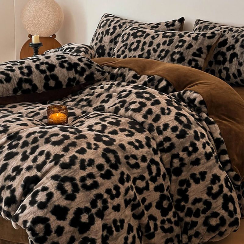 FunnyFuzzyDeluxeFloralDouble SidedVelvetDualWarmthBedSheetSet 4