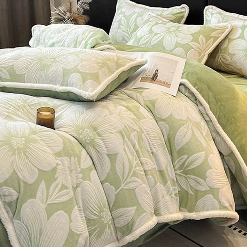 FunnyFuzzyElegantFloralEmbossedUltra SoftWarmBedSheetSet 13