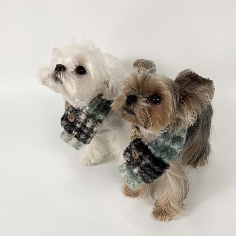 FunnyFuzzyFashionablePlaidColorBlockPlushWarmPetScarf 7