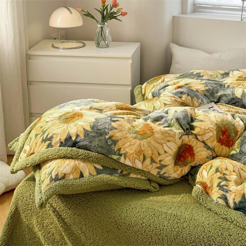 FunnyFuzzyFloralPrintMilkVelvet SherpaDouble SidedBedSheetSet 10