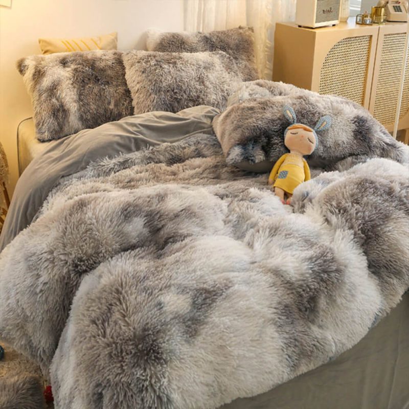 FunnyFuzzyGradientFashionLongPlushWarmBedSheetSet 38