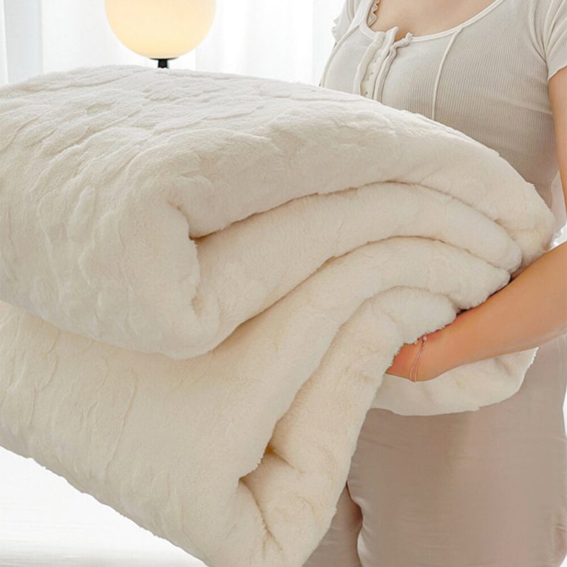 FunnyFuzzyLuxuryFauxRabbitFurSoftBreathableEmbossedBlanket 4