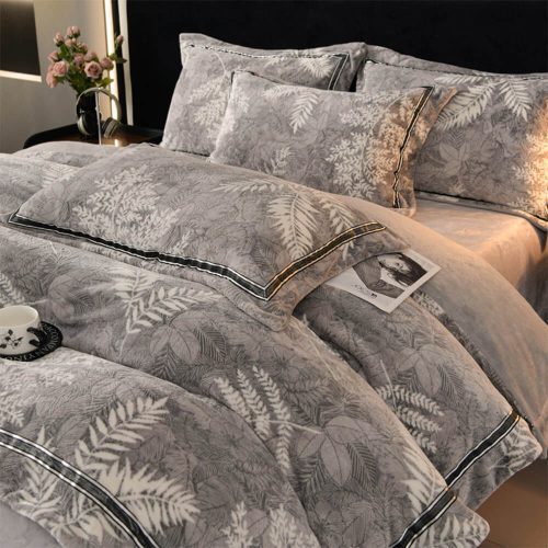 FunnyFuzzyModern3DFloralTrimmedMilkVelvetBedSheetSet 14