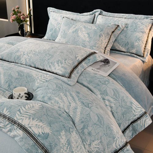 FunnyFuzzyModern3DFloralTrimmedMilkVelvetBedSheetSet 15