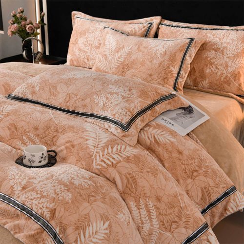 FunnyFuzzyModern3DFloralTrimmedMilkVelvetBedSheetSet 17