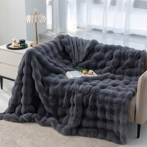 FunnyFuzzyPremiumBubbleDoubleLayerThickenedFauxRabbitFurBlanket 10