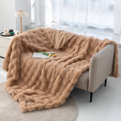 FunnyFuzzyPremiumBubbleDoubleLayerThickenedFauxRabbitFurBlanket 11