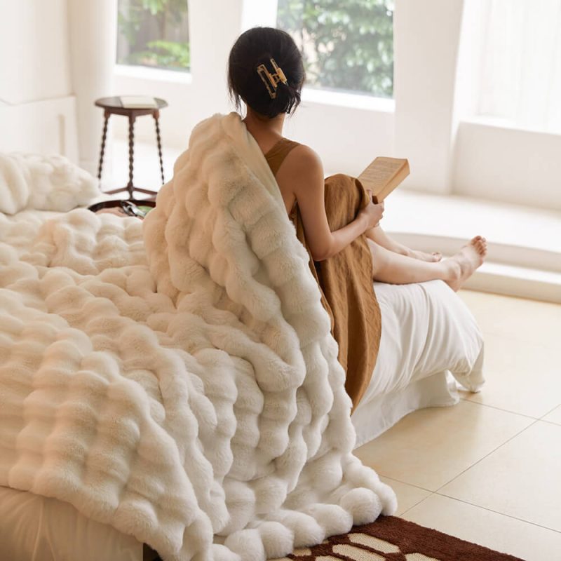 FunnyFuzzyPremiumBubbleDoubleLayerThickenedFauxRabbitFurBlanket 23