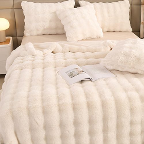 FunnyFuzzyPremiumBubbleDoubleLayerThickenedFauxRabbitFurBlanket 6