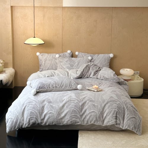 FunnyFuzzyUltraSoftDual SidedLuxuryComforterSet 9