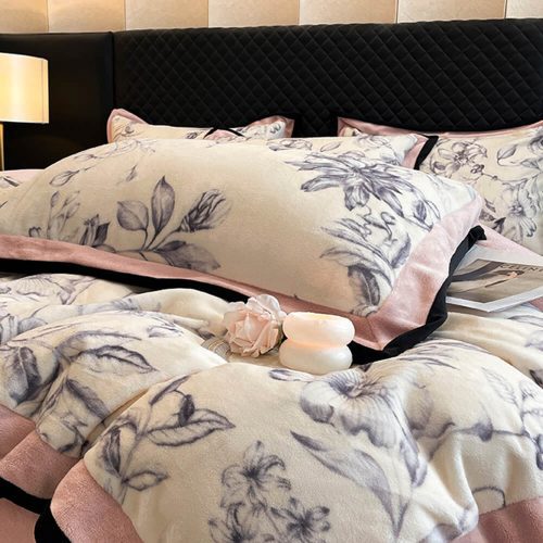 FunnyFuzzyUltraSoftMilkVelvetNon SheddingLeafPatternBedSheetSet 5