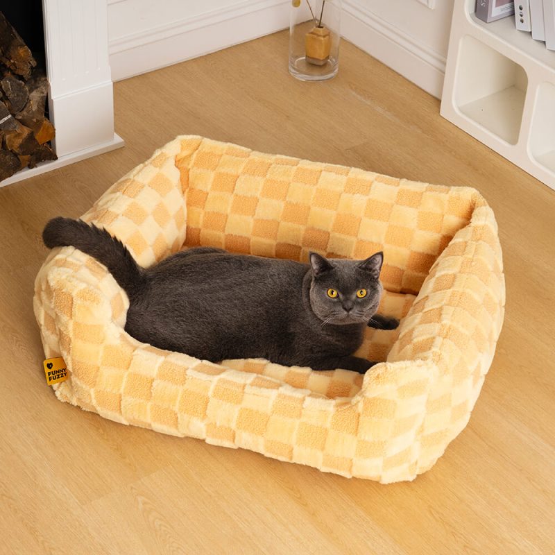 FunnyFuzzy FluffyTuftedComftySquareCheckeredDog CatBed2