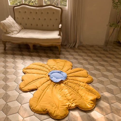 FunnyFuzzy SuperLargeFlowerShapeHumanMatDogBlanket10