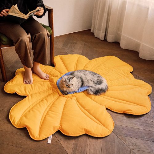 FunnyFuzzy SuperLargeFlowerShapeHumanMatDogBlanket9