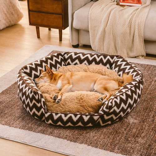 FuzzyRetreatChevronBolsterdogbed TheWarmHugger 2