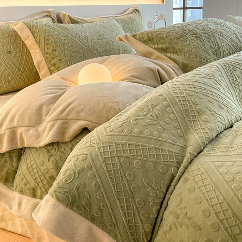 JacquardLightLuxuryDouble SidedVelvetSkin FriendlyWarmBedSheetSet 9