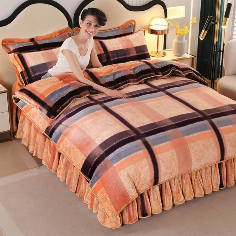 ModernStyleThickenedComfortableMilkVelvetBedSheetSet 2