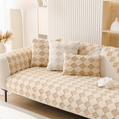 PlushCreamColorblockDiamondFurnitureDecorativeCouchCover 7