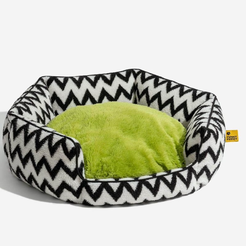 PlushRetreatChevronDogBed TheWarmHugger 7 838e4270 215c 4c93 b599 bf1886e76d19