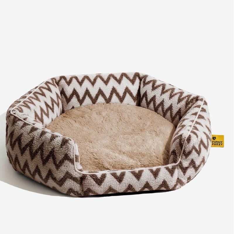 PlushRetreatChevronDogBed TheWarmHugger 9 1b0c3391 4430 4b34 99d9 4230d9533c95